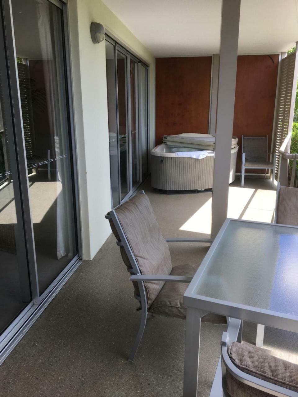 Airlie Central Apartamentos Airlie Beach Exterior foto